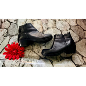 Dansko Black Boot-Size 40(9.5-10)
